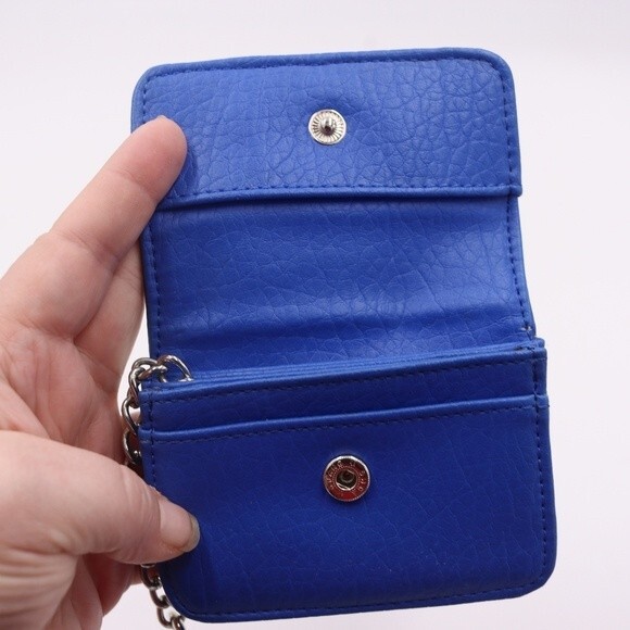 Juicy Couture Blue Key Chain Cardholder Wallet With Lock Charm - Picture 4 of 8